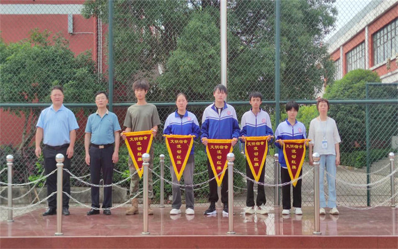 弘揚愛國精神，砥礪奮進新征程—吉安理工第